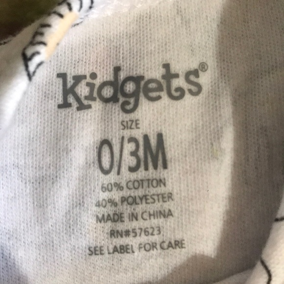 Baby outfits 🤍❤️ 0-3 Months - Picture 6 of 12